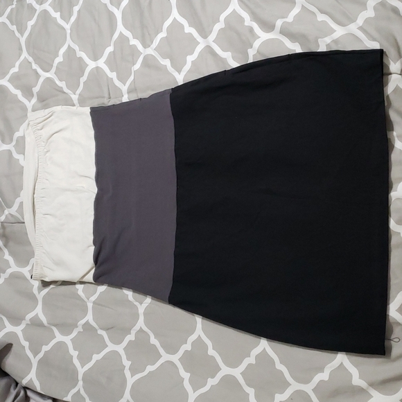 Mini dress - Picture 2 of 4